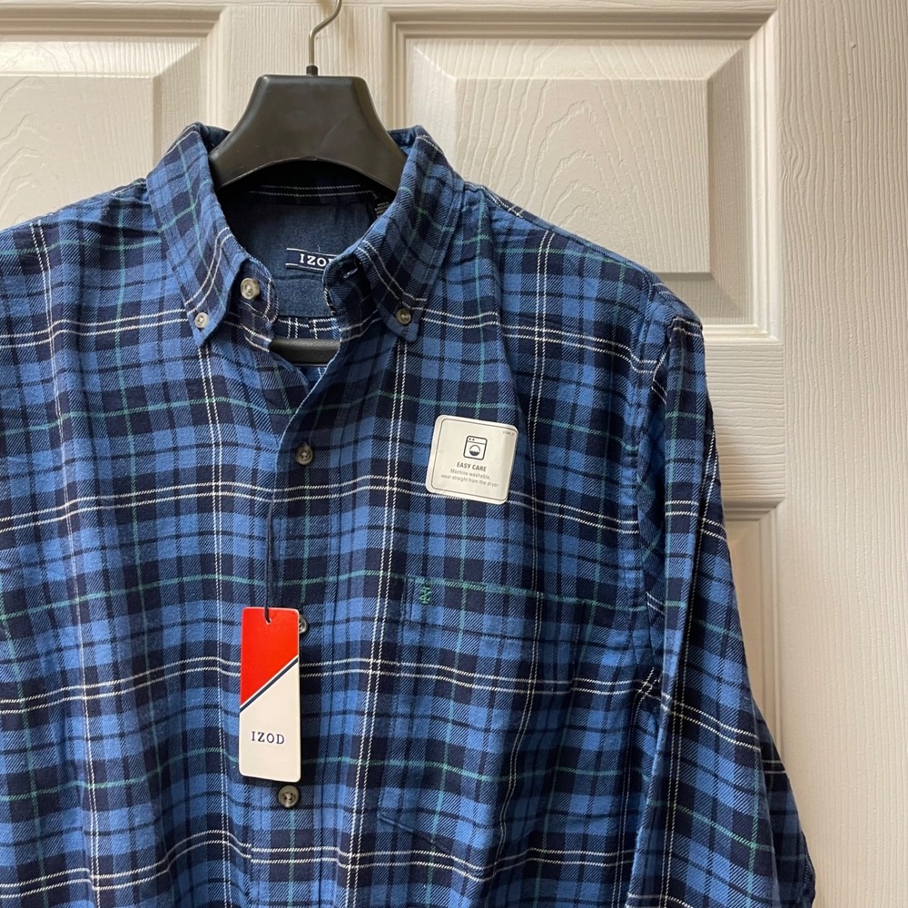 Izod Shirt Men's Large Blue Plaid Button Down Long Sleeve‎ Casual Pocket Collar